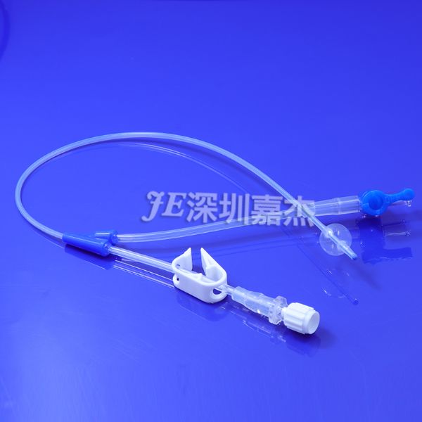 導尿管中的一根導絲起什么作用？